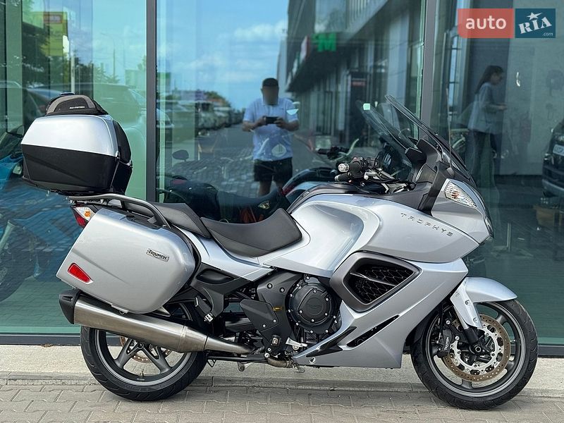 Мотоцикл Спорт-туризм Triumph Trophy