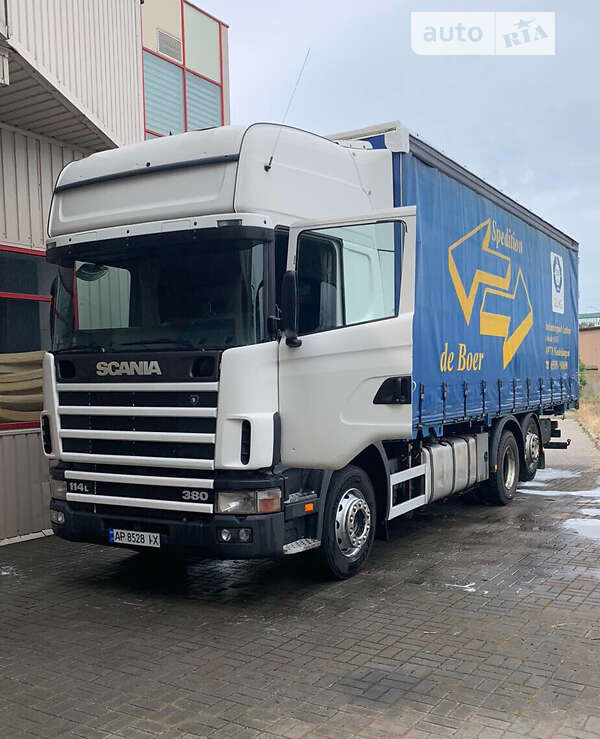 Контейнеровоз Scania