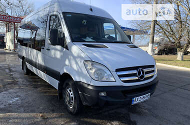 Характеристики Mercedes-Benz Sprinter Туристический / Междугородний автобус