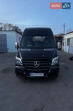 Характеристики Mercedes-Benz Sprinter Туристический / Междугородний автобус