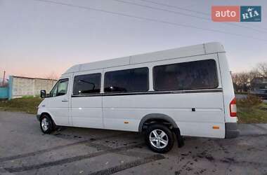Характеристики Mercedes-Benz Sprinter Туристичний / Міжміський автобус