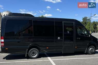 Характеристики Mercedes-Benz Sprinter Туристичний / Міжміський автобус