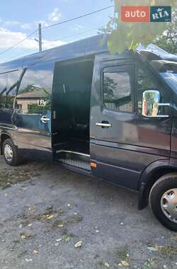 Характеристики Mercedes-Benz Sprinter Туристический / Междугородний автобус