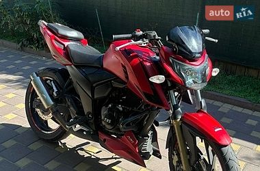 TVS Apache RTR 200  2021