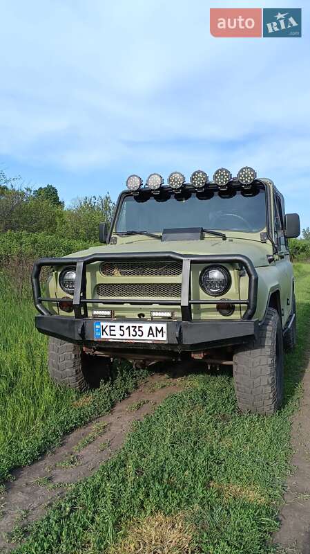 Внедорожник / Кроссовер УАЗ 3151
