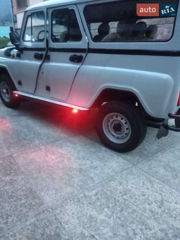 УАЗ 3153