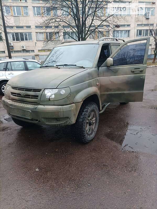 Седан УАЗ 3163 Patriot