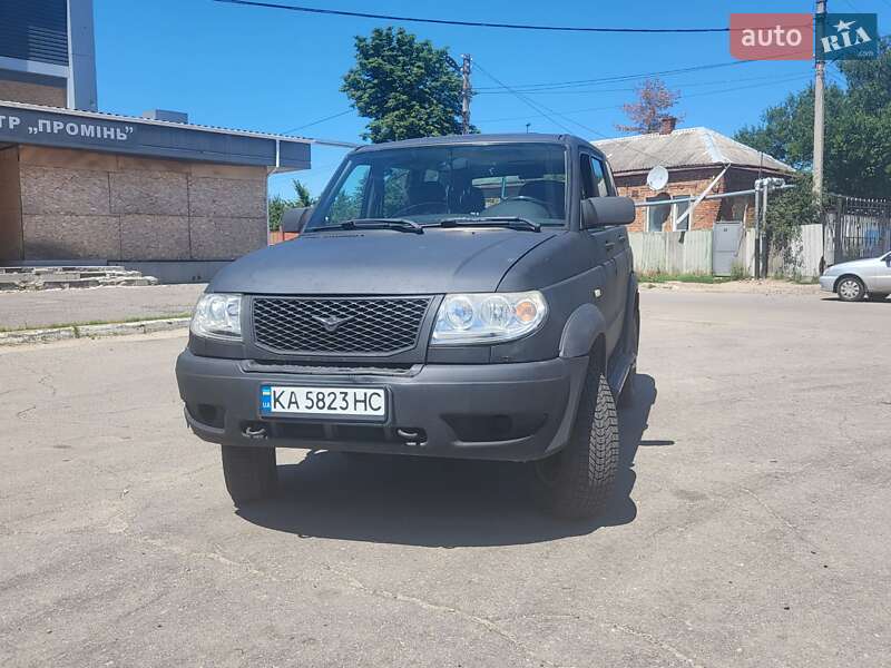 Легковые УАЗ 3163 Patriot