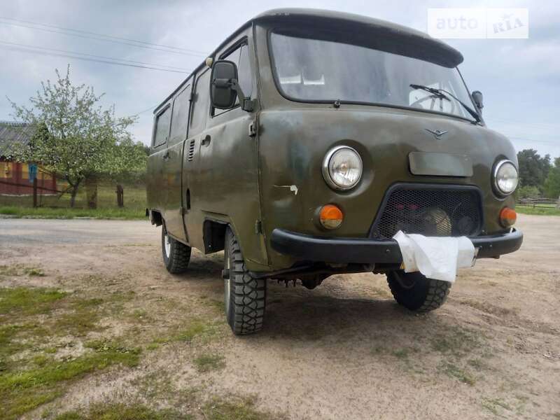 AUTO.RIA – Продам УАЗ 3741 2000 газ пропан-бутан / бензин позашляховик ...