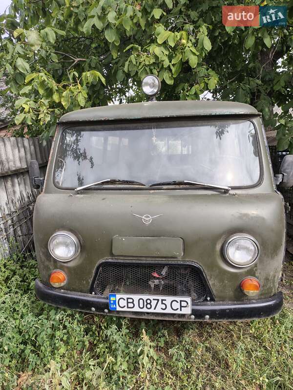 Мінівен УАЗ 452 пас