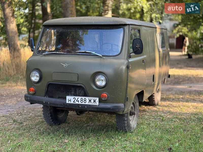 Внедорожник / Кроссовер УАЗ 452 1979 в Житомире