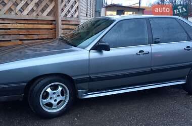 Характеристики Audi 100 Универсал