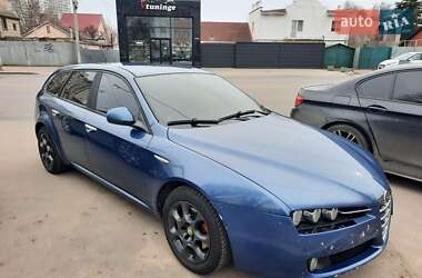 Характеристики Alfa Romeo 159 Універсал