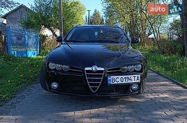 Характеристики Alfa Romeo 159 Универсал