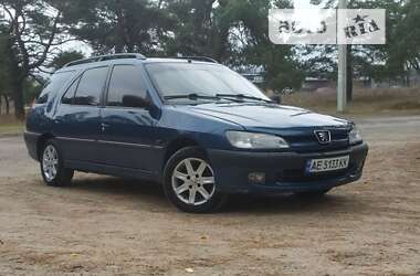 Характеристики Peugeot 306 Универсал