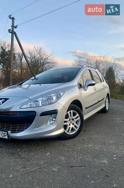 Характеристики Peugeot 308 Універсал