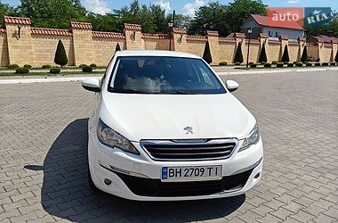 Характеристики Peugeot 308 Универсал