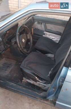 Характеристики Mazda 323 Універсал