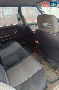 Характеристики Nissan Bluebird Універсал