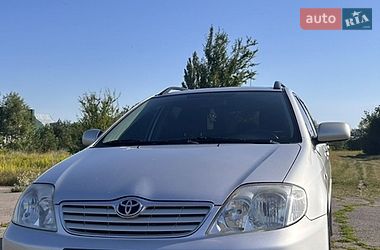 Характеристики Toyota Corolla Універсал