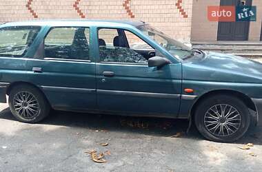 Характеристики Ford Escort Универсал