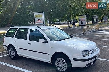 Характеристики Volkswagen Golf Универсал