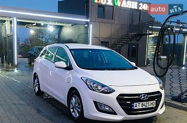 Характеристики Hyundai i30 Універсал