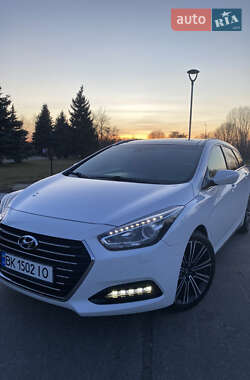 Характеристики Hyundai i40 Универсал