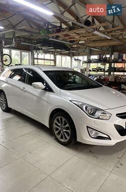 Характеристики Hyundai i40 Универсал