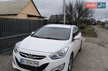 Характеристики Hyundai i40 Універсал