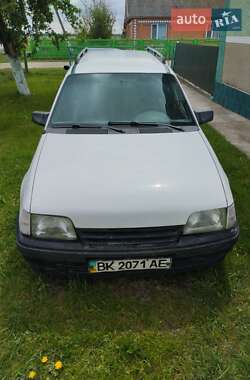 Характеристики Opel Kadett Универсал
