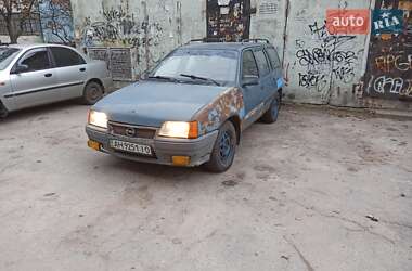 Характеристики Opel Kadett Універсал