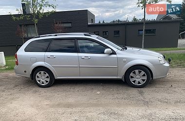 Характеристики Chevrolet Lacetti Универсал