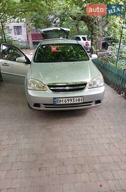 Характеристики Chevrolet Lacetti Универсал