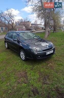 Характеристики Renault Laguna Универсал