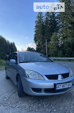 Характеристики Mitsubishi Lancer Універсал