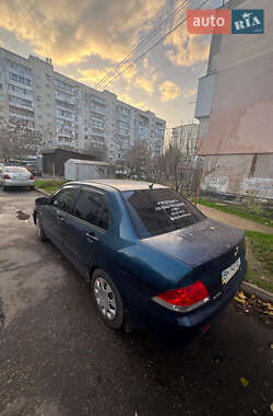 Характеристики Mitsubishi Lancer Універсал