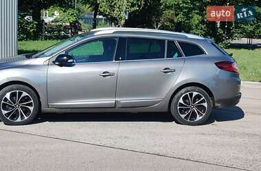 Характеристики Renault Megane Универсал Характеристики Renault Megane Универсал