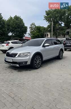 Характеристики Skoda Octavia Scout Універсал