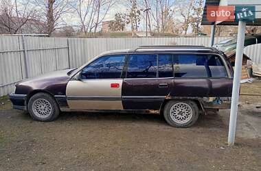 Характеристики Opel Omega Універсал