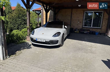 Характеристики Porsche Panamera Універсал