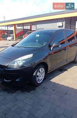 Цены Renault Универсал в Павлограде