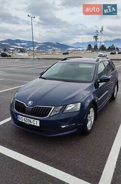 Цены Skoda Универсал в Ужгороде