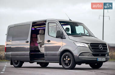 Характеристики Mercedes-Benz Sprinter Универсал
