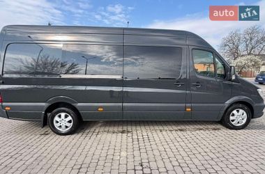 Характеристики Mercedes-Benz Sprinter Універсал
