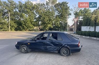 Характеристики Nissan Sunny Універсал