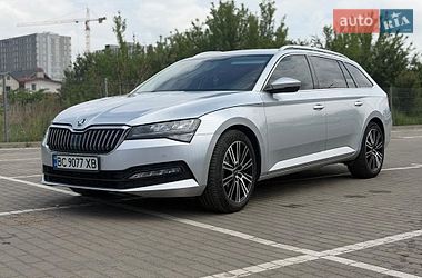 Характеристики Skoda Superb Універсал