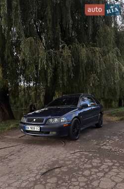 Цены Volvo V40 Универсал