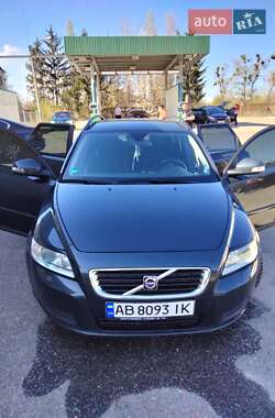 Характеристики Volvo V50 Універсал
