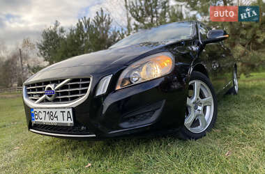 Характеристики Volvo V60 Универсал